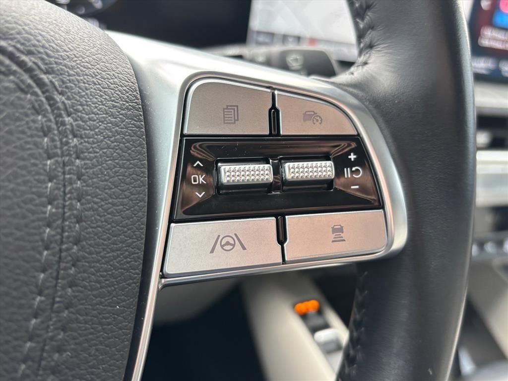 Used 2024 Kia Telluride SX w/ Towing Package image 17