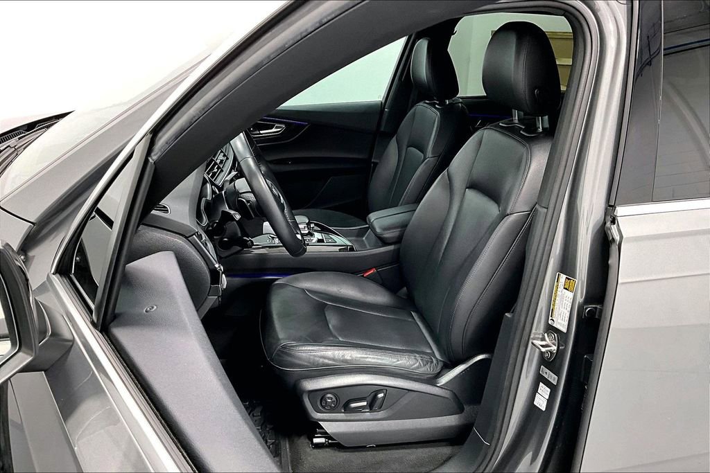 Used 2018 Audi Q7 3.0T Prestige image 32