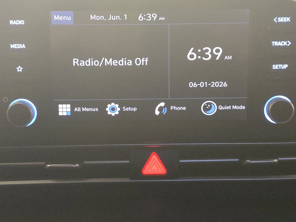 Used 2025 Hyundai Elantra SE FWD image 25