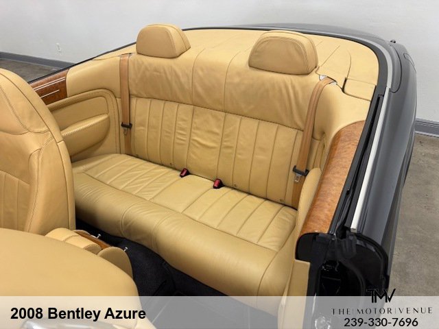 Used 2008 Bentley Azure RWD image 26