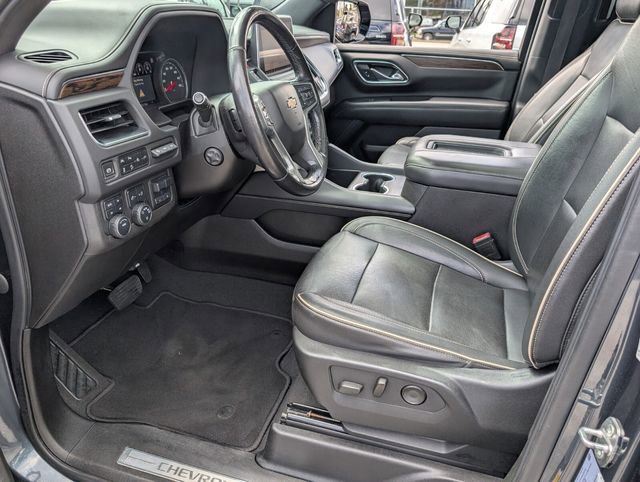 Used 2021 Chevrolet Suburban Premier w/ Premium Package image 8