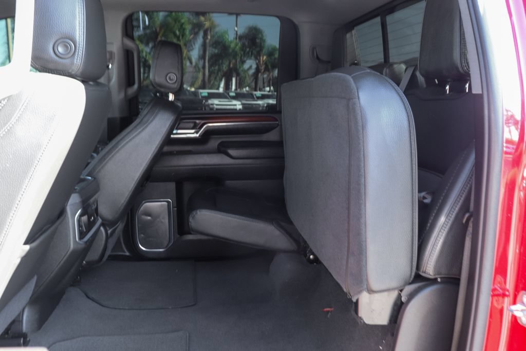 Used 2024 GMC Sierra 3500 Denali w/ Denali Reserve Package AWD/4WD image 35