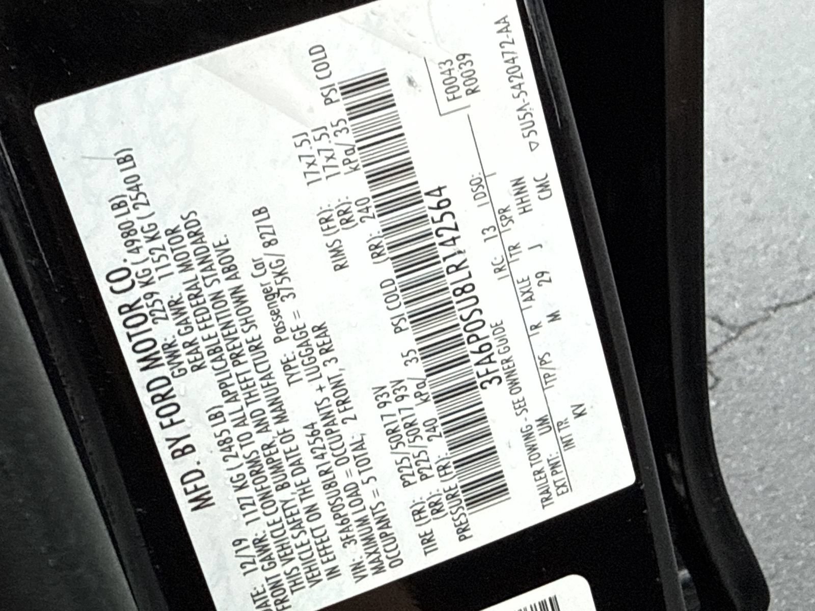 Used 2020 Ford Fusion Energi Titanium FWD image 38