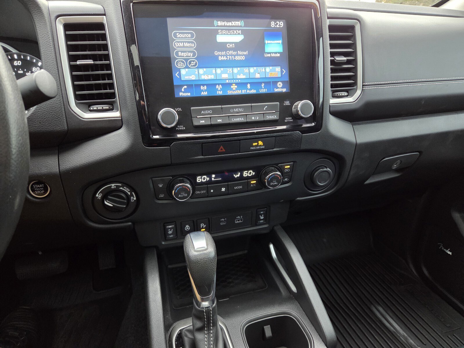Used 2022 Nissan Frontier SV w/ SV Premium Package image 24