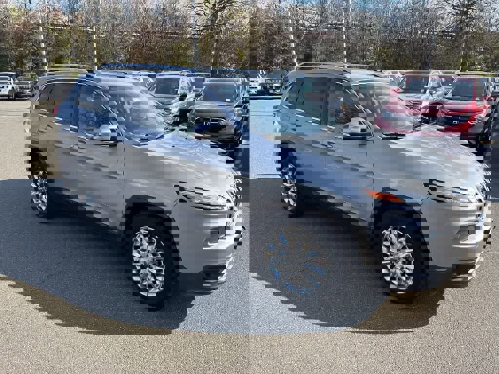 Used 2015 Jeep Cherokee Limited image 7