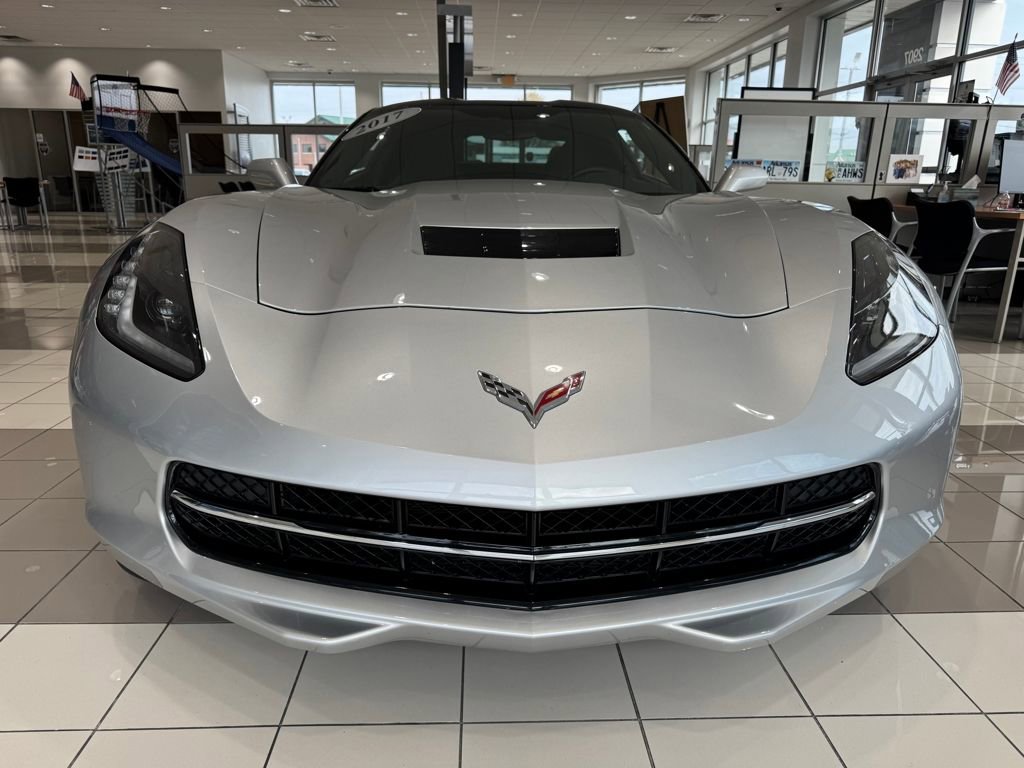 Used 2017 Chevrolet Corvette Stingray Coupe w/ Z51 1LT image 2