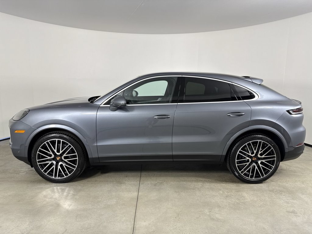 New 2026 Porsche Cayenne Coupe AWD/4WD image 2