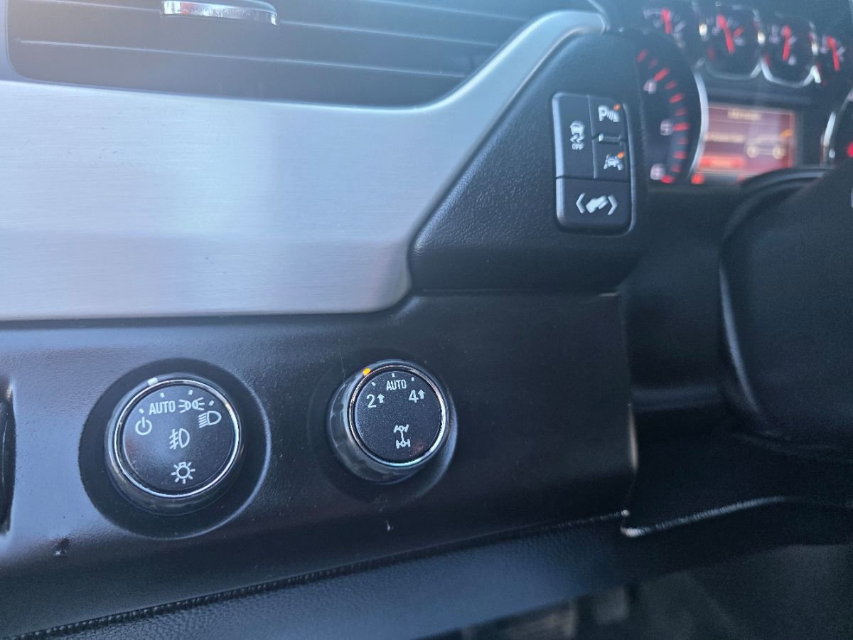 Used 2016 GMC Yukon SLT image 6