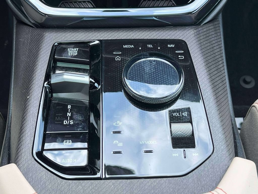 Certified 2025 BMW X3 xDrive30i w/ Premium Package AWD/4WD image 14