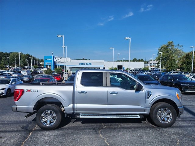 Used 2022 Ford F150 XLT w/ XTR Package image 9