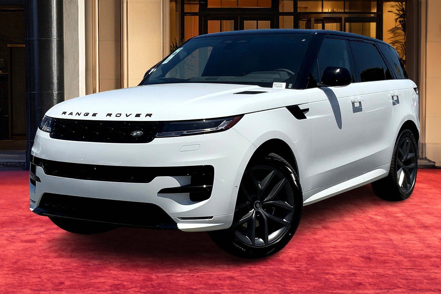 New 2025 Land Rover Range Rover Sport Dynamic SE