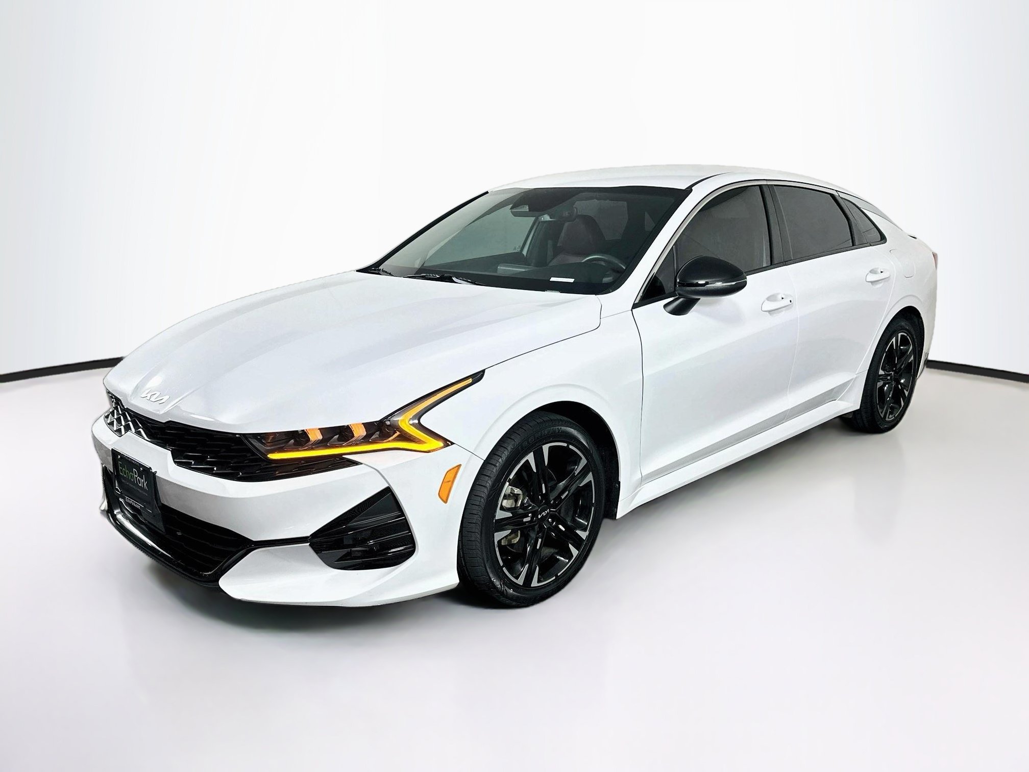 Used 2024 Kia K5 GT-Line w/ GT-Line Premium Package FWD image 3