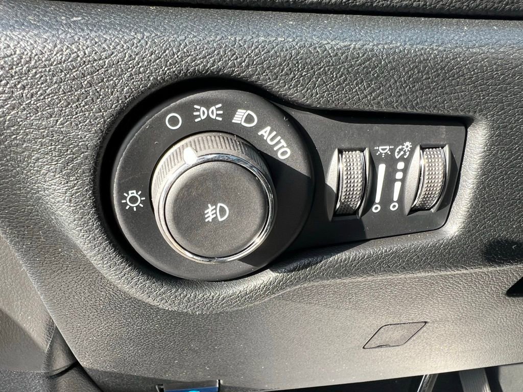 New 2026 Chrysler Pacifica Limited w/ S Appearance Package AWD/4WD image 29