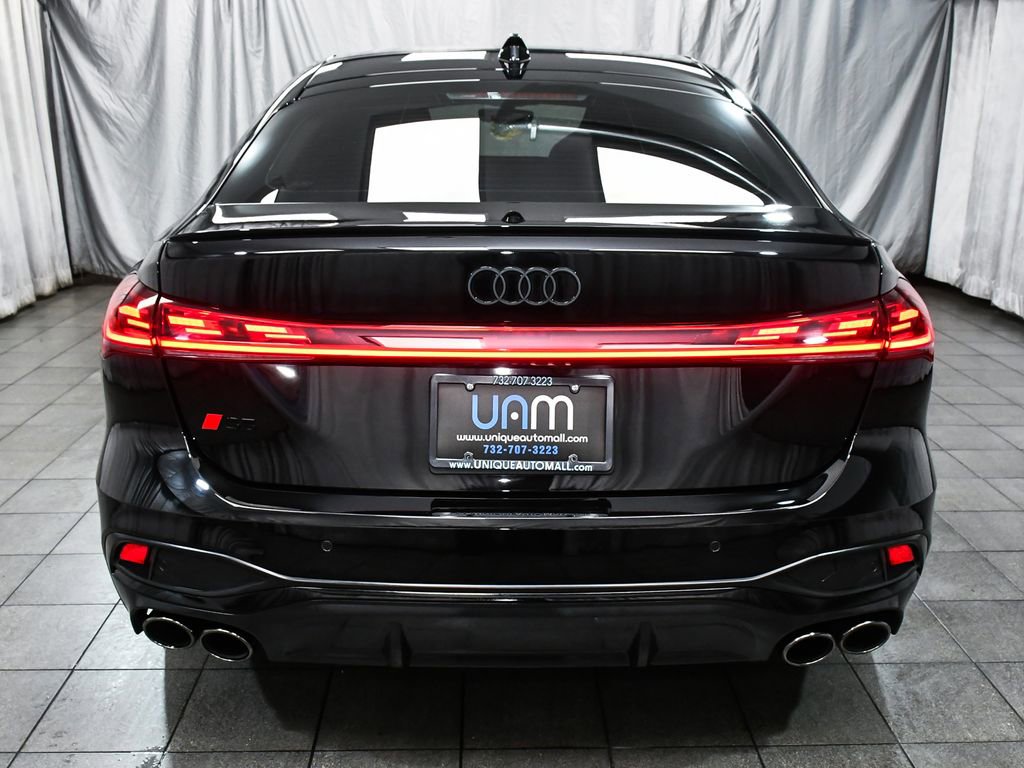 Used 2025 Audi S5 Prestige w/ Prestige Package image 5