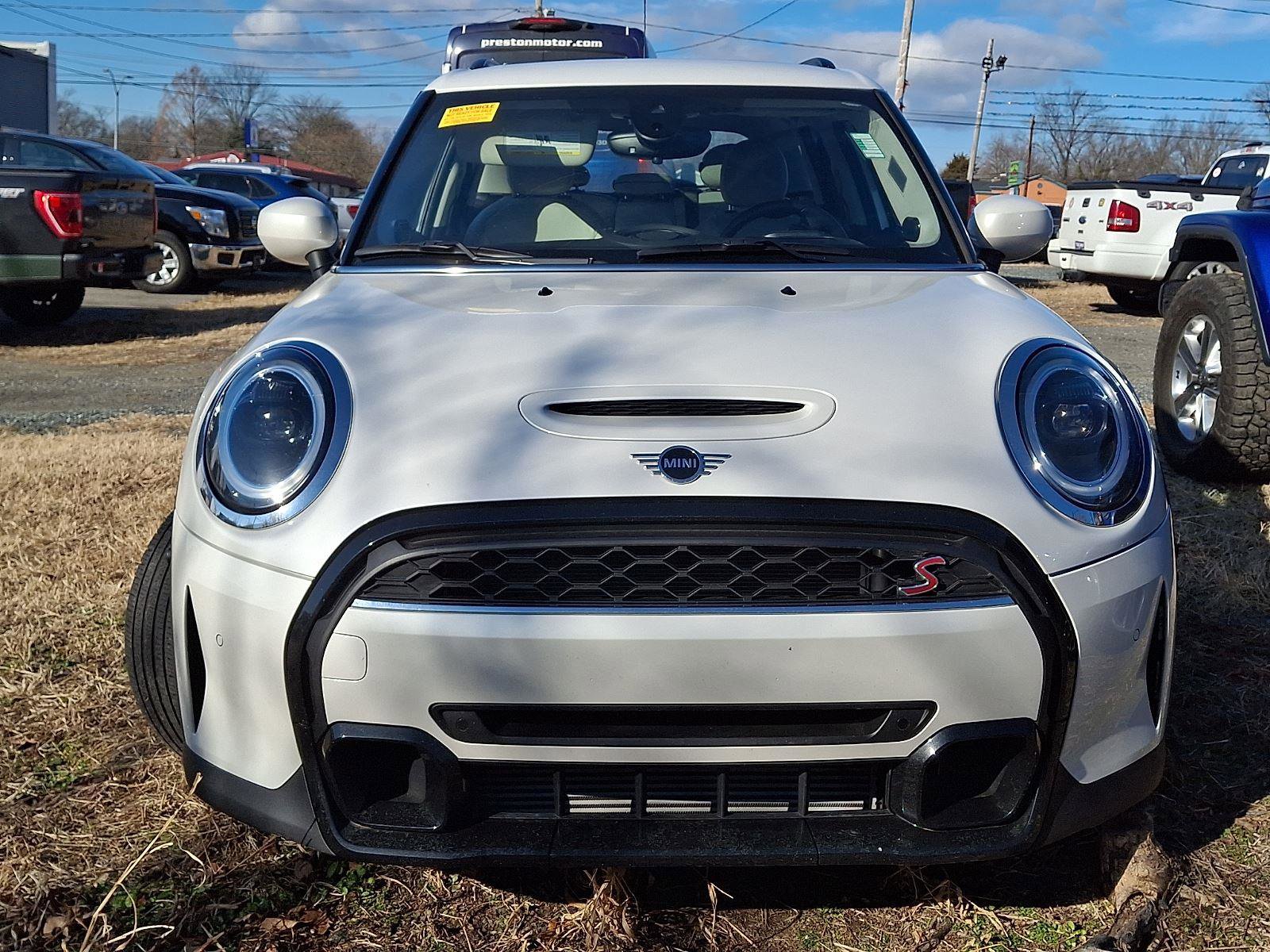 Used 2024 MINI Cooper S image 2