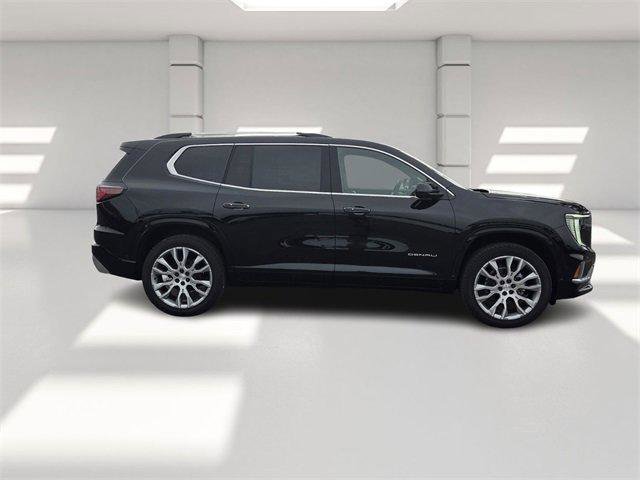 Used 2025 GMC Acadia Denali w/ Super Cruise Package image 6