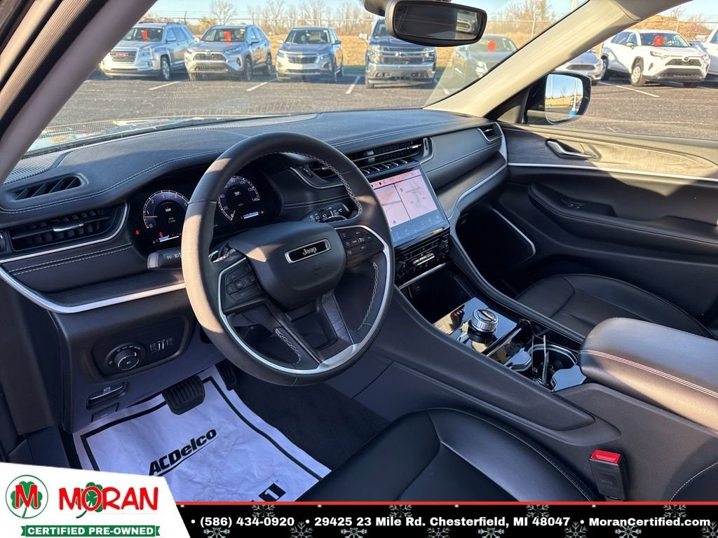 Used 2023 Jeep Grand Cherokee Limited image 15