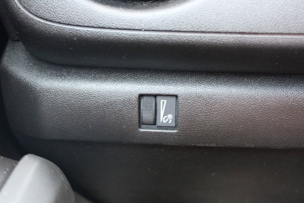 Used 2024 Chevrolet Colorado W/T image 36