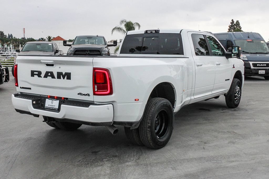 New 2026 RAM 3500 Laramie w/ Night Edition AWD/4WD image 9