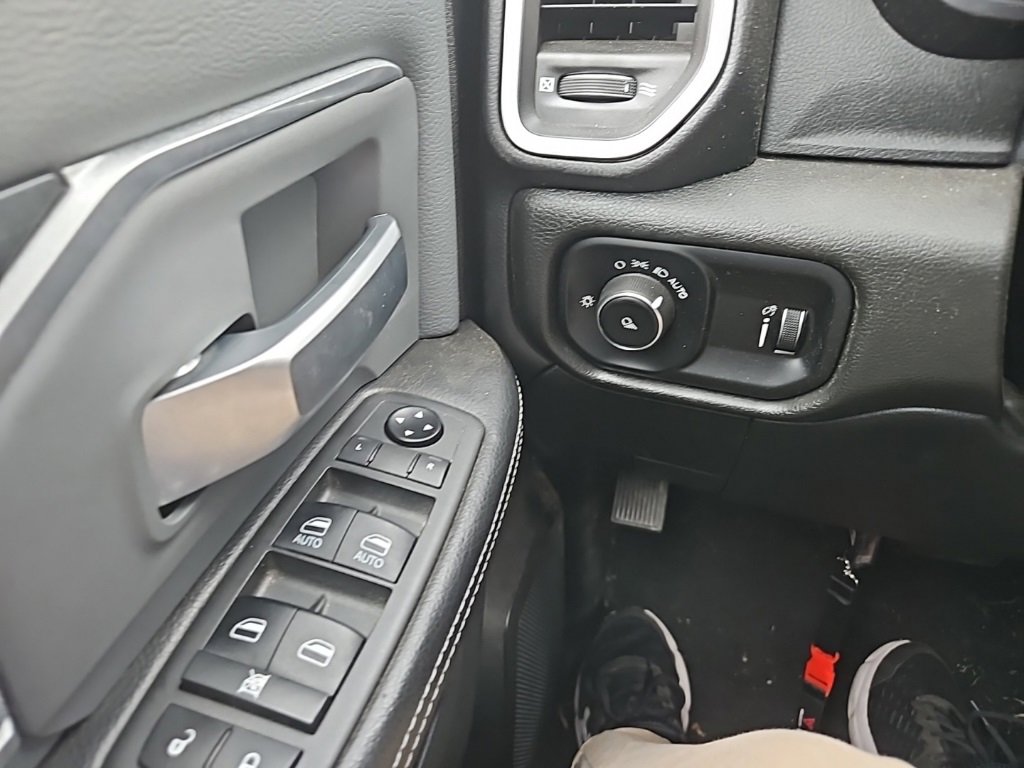 Used 2021 RAM 2500 Big Horn image 22