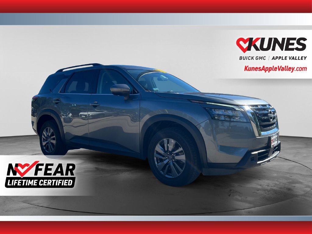Used 2024 Nissan Pathfinder SV AWD/4WD image 1