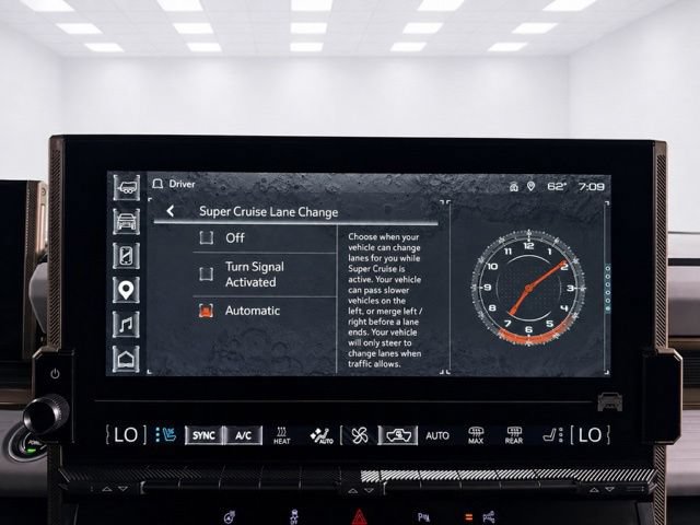 Used 2024 GMC Hummer EV 3X AWD/4WD image 35