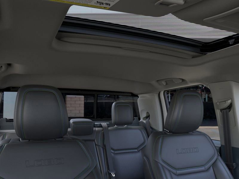 New 2025 Ford Maverick Lobo image 12