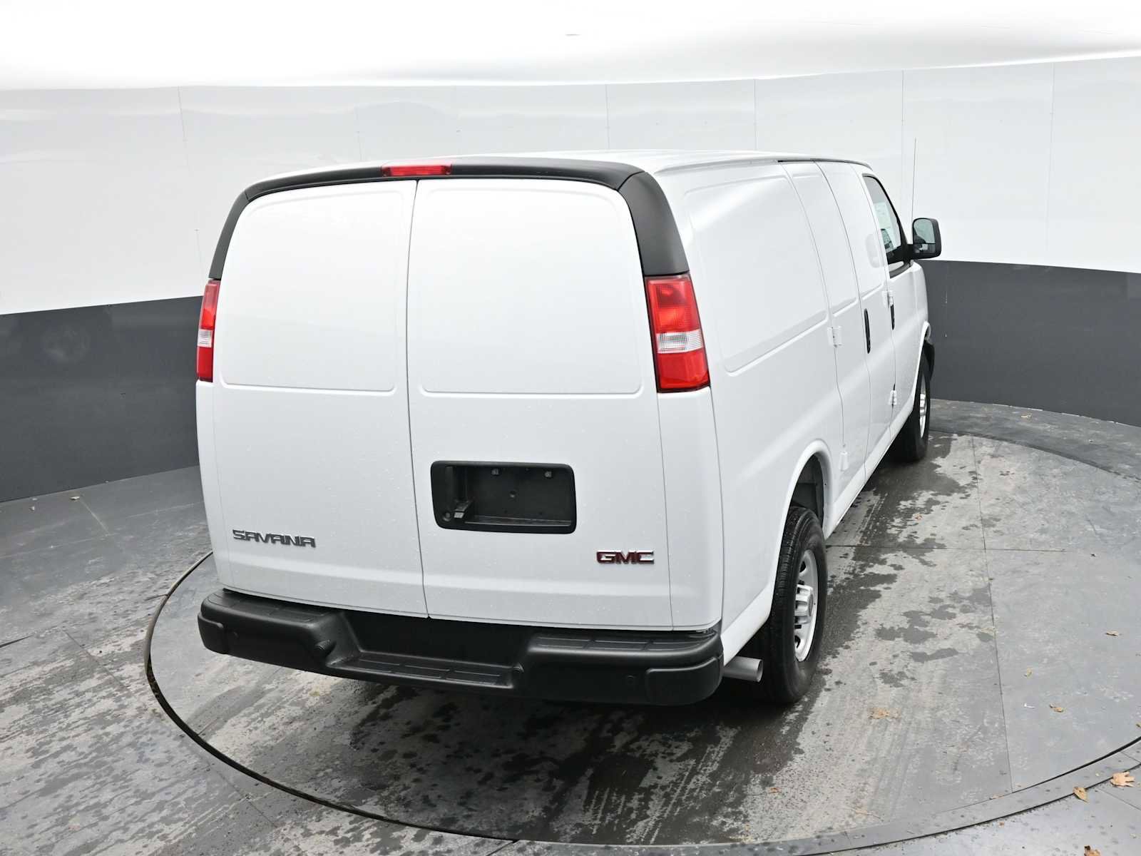New 2025 GMC Savana 2500 w/ Driver Convenience Package image 34