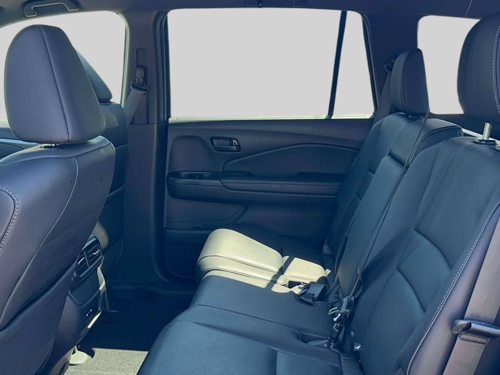 Certified 2024 Honda Passport EX-L image 9