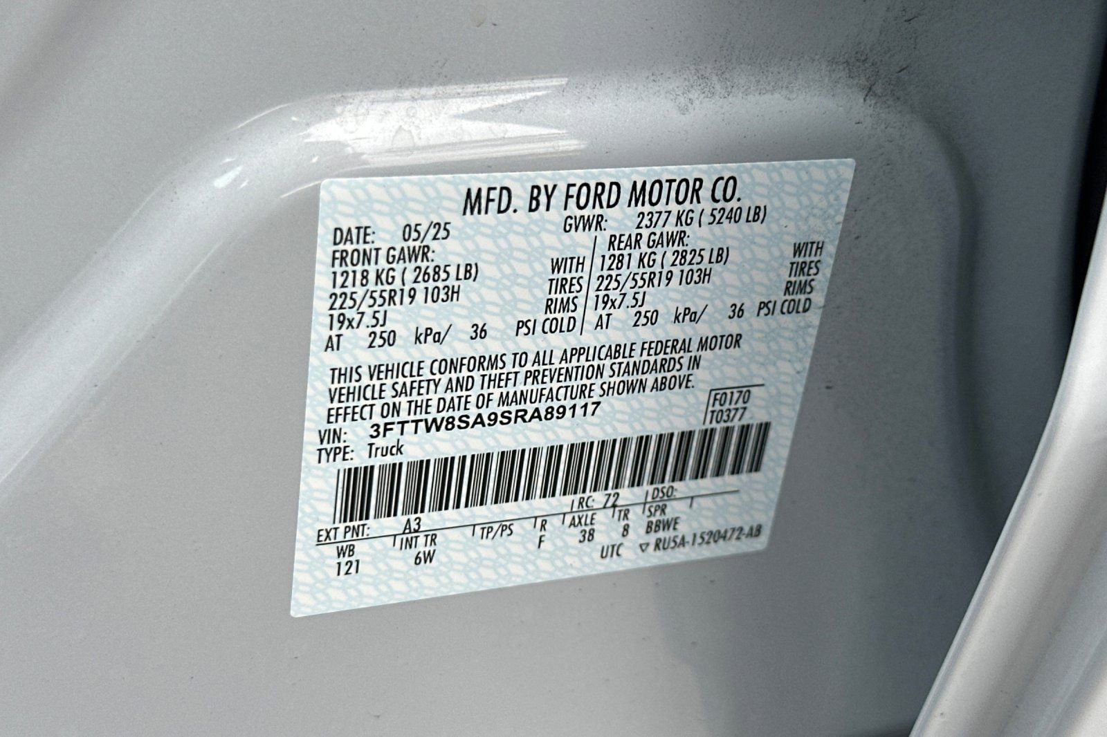 Certified 2025 Ford Maverick Lariat w/ Black Appearance Package image 30