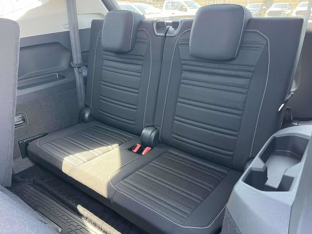 Used 2023 Volkswagen Tiguan S FWD image 16