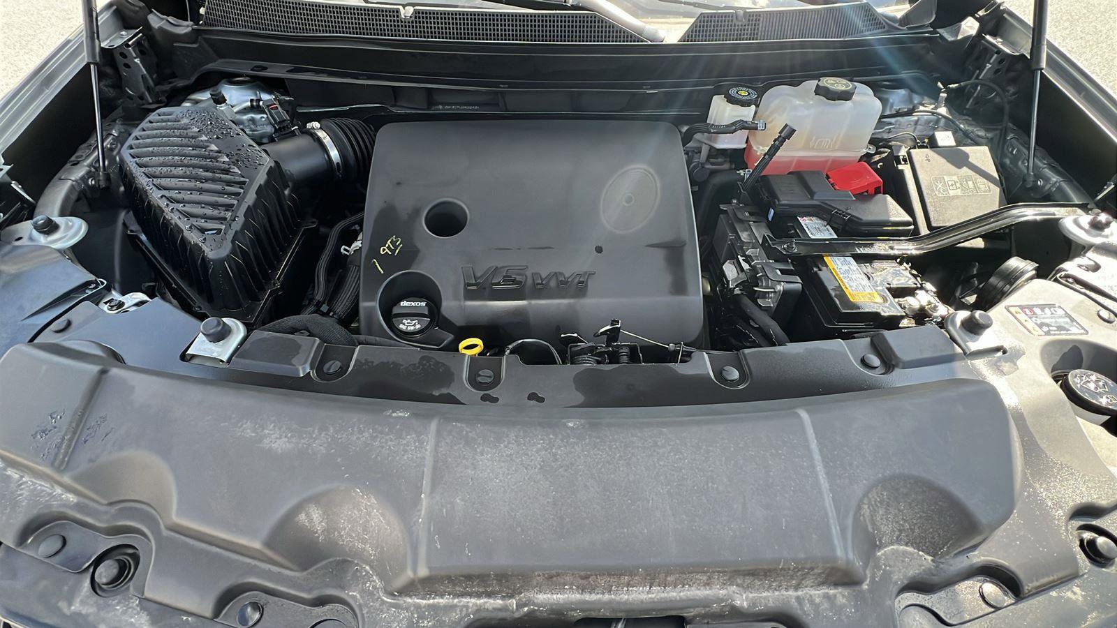 Used 2023 Chevrolet Traverse LT w/ LPO, Floor Liner Package AWD/4WD image 10