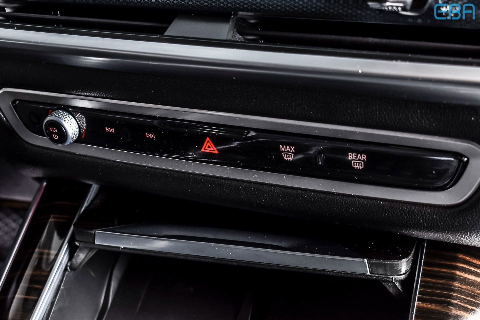 Used 2025 BMW X5 xDrive50e image 27