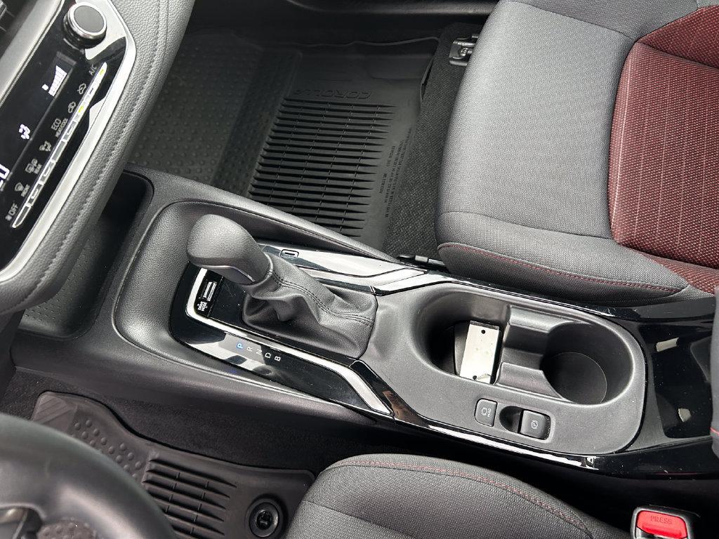Used 2025 Toyota Corolla SE FWD image 21