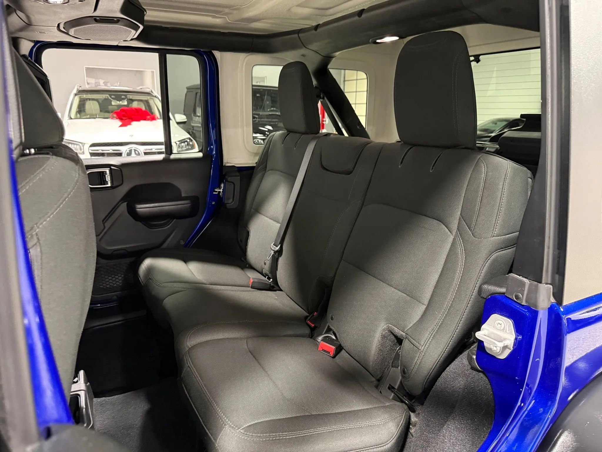Used 2018 Jeep Wrangler Unlimited Sport S image 60