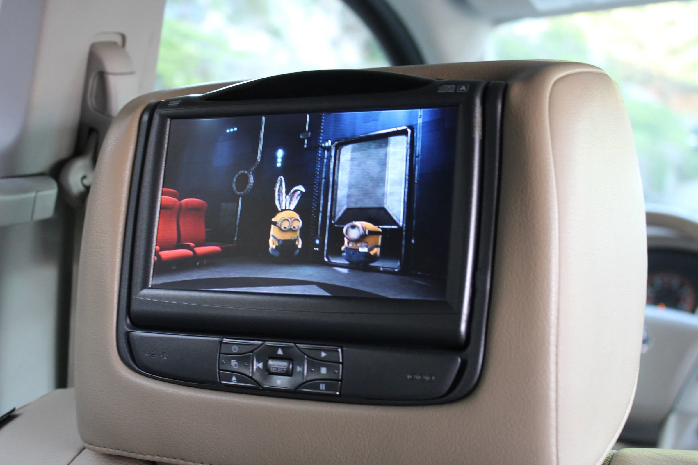 Used 2014 Nissan Armada Platinum image 25