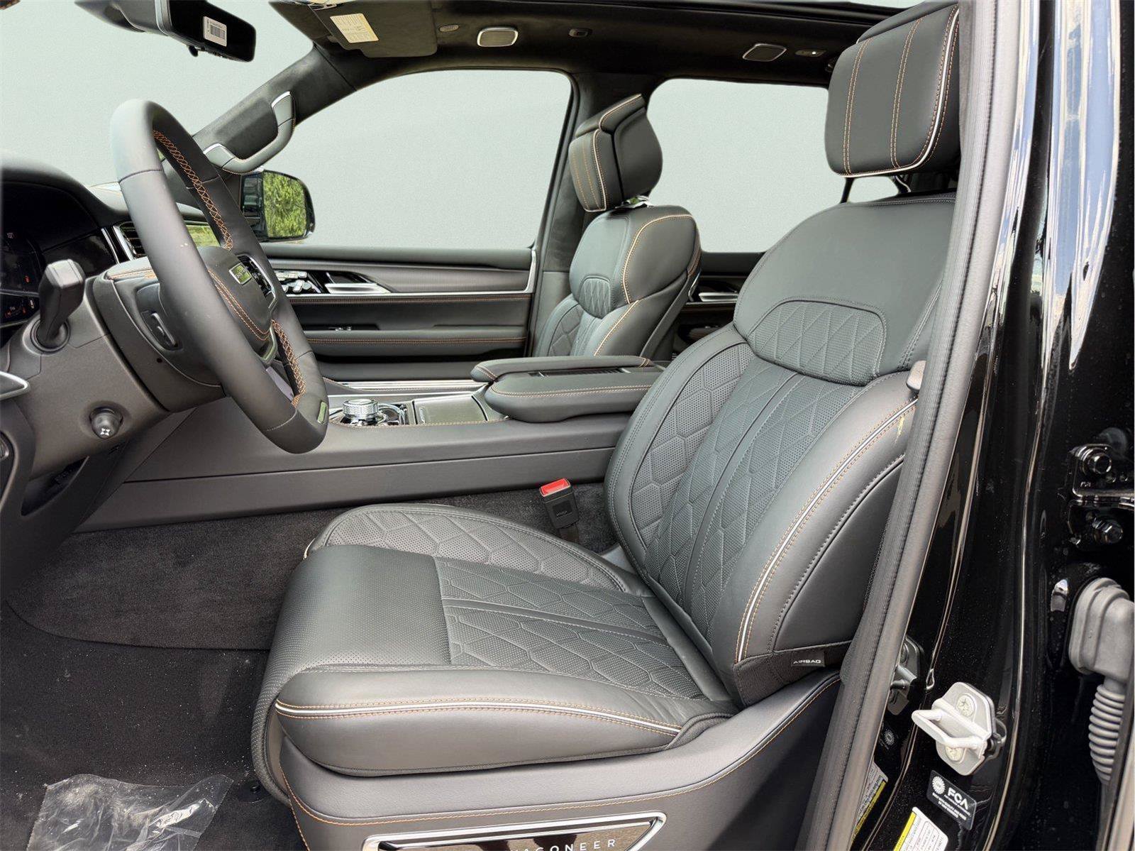 New 2026 Jeep Grand Wagoneer Summit AWD/4WD image 14