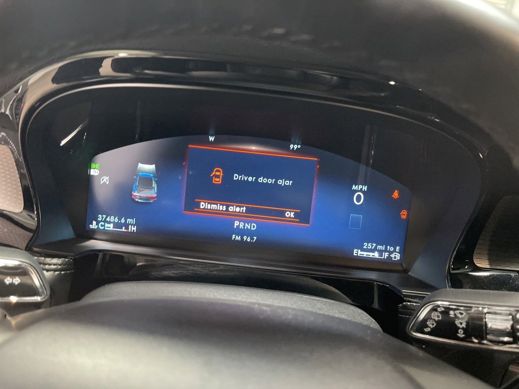 Used 2024 Lincoln Corsair Reserve w/ Equipment Group 201A image 27