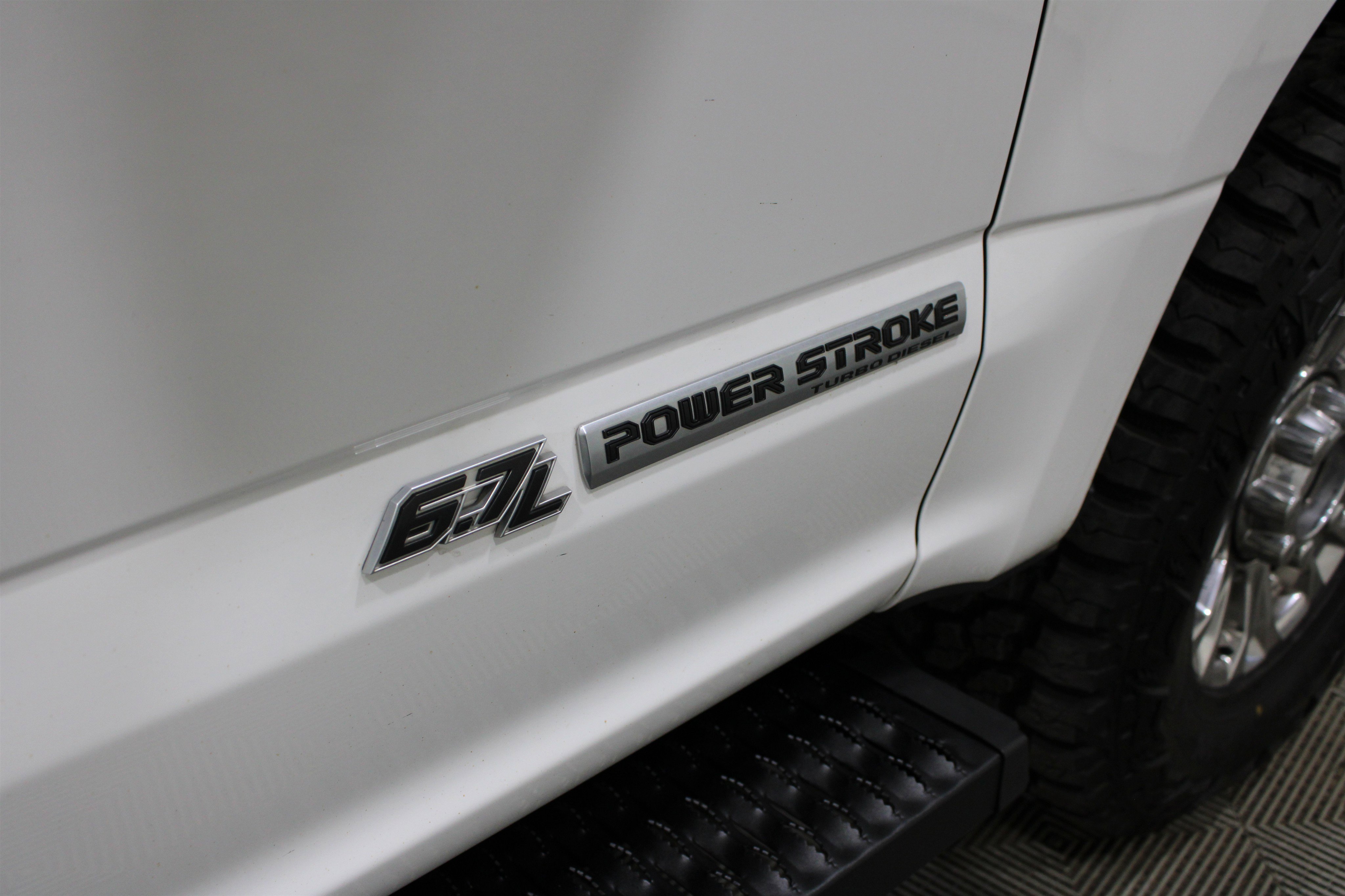 Used 2019 Ford F250 XLT w/ XLT Premium Package image 28