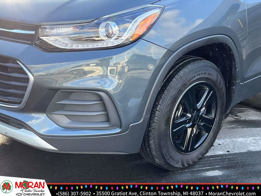 Certified 2022 Chevrolet Trax LT w/ Driver Confidence Package image 9
