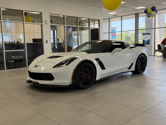 Used 2018 Chevrolet Corvette Z06 RWD image 2