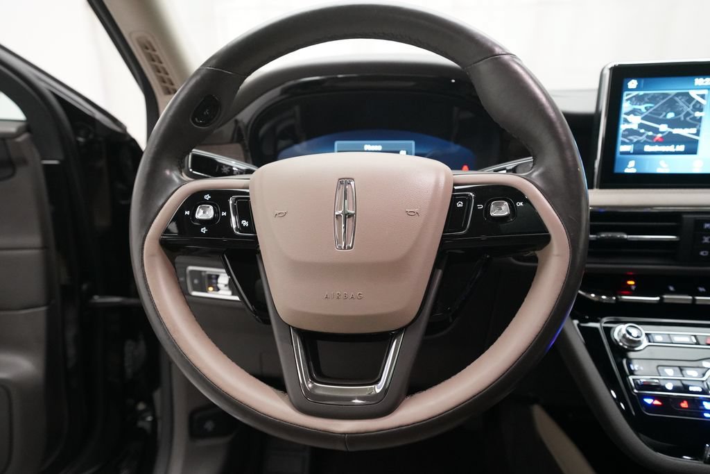 Used 2020 Lincoln Corsair Reserve w/ Equipment Group 201A AWD/4WD image 16