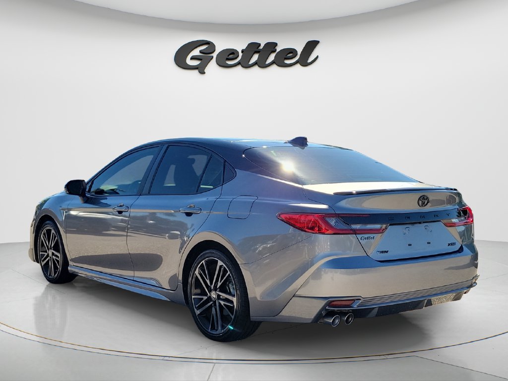 Used 2025 Toyota Camry XSE FWD image 7