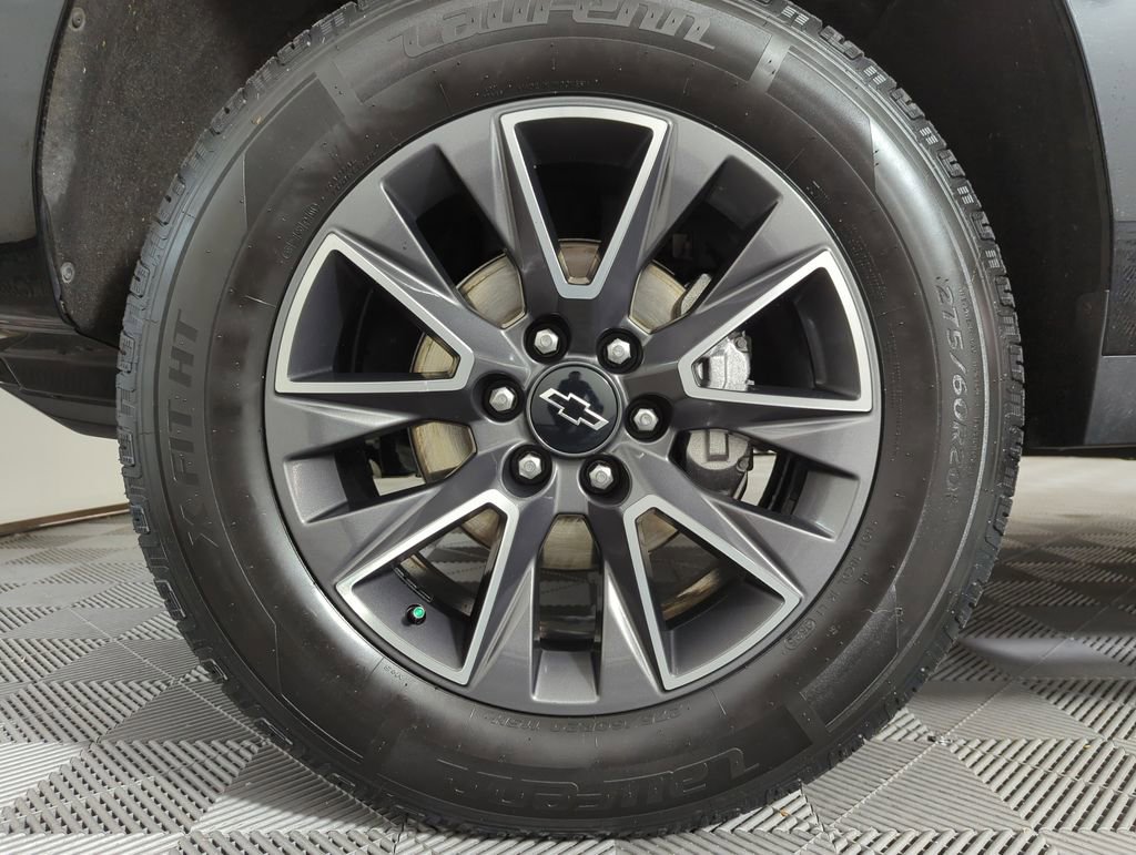 Used 2023 Chevrolet Suburban Z71 w/ Z71 Off-Road Package image 21