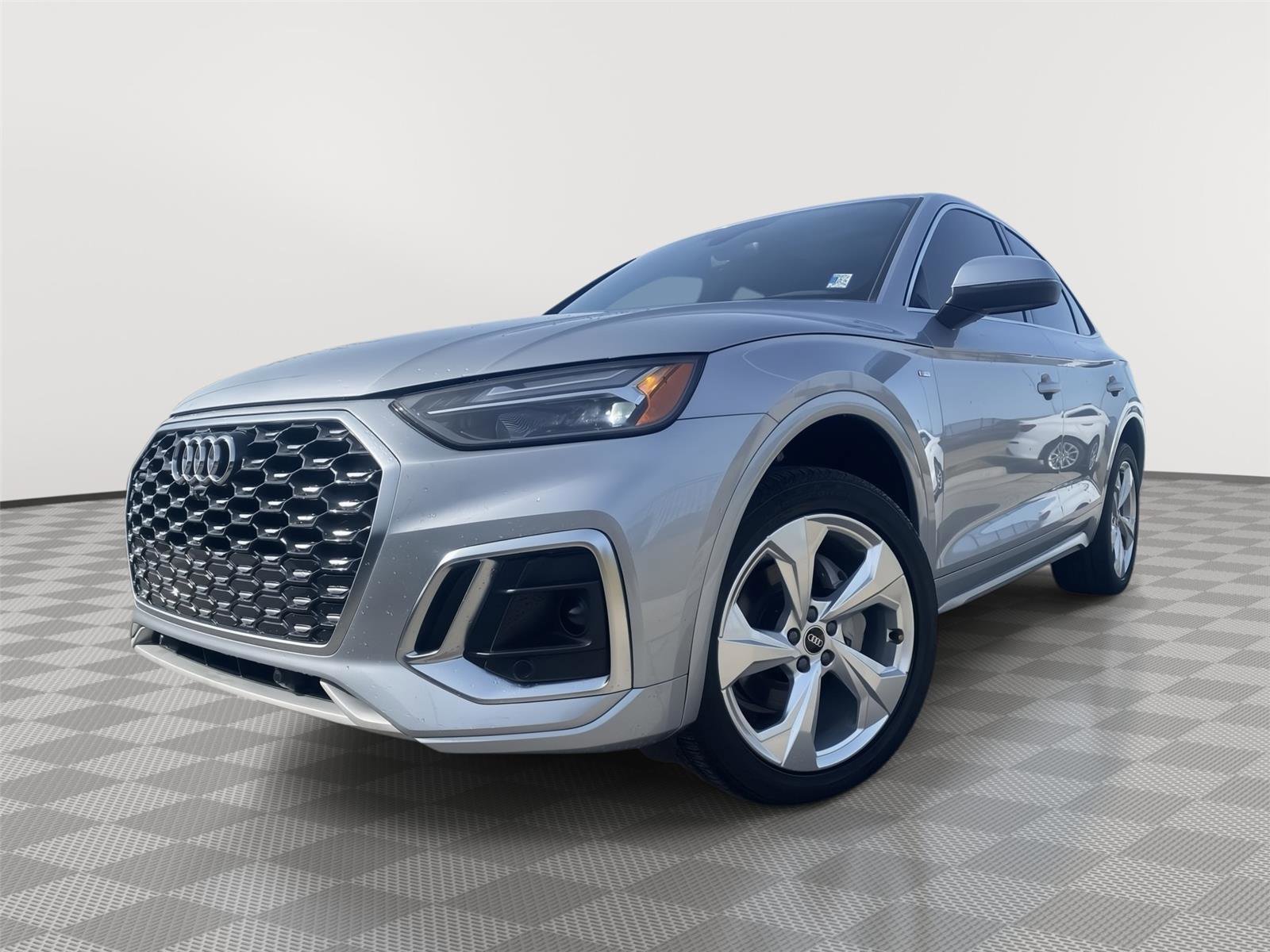 Used 2022 Audi Q5 2.0T Premium Plus w/ Premium Plus Package image 1