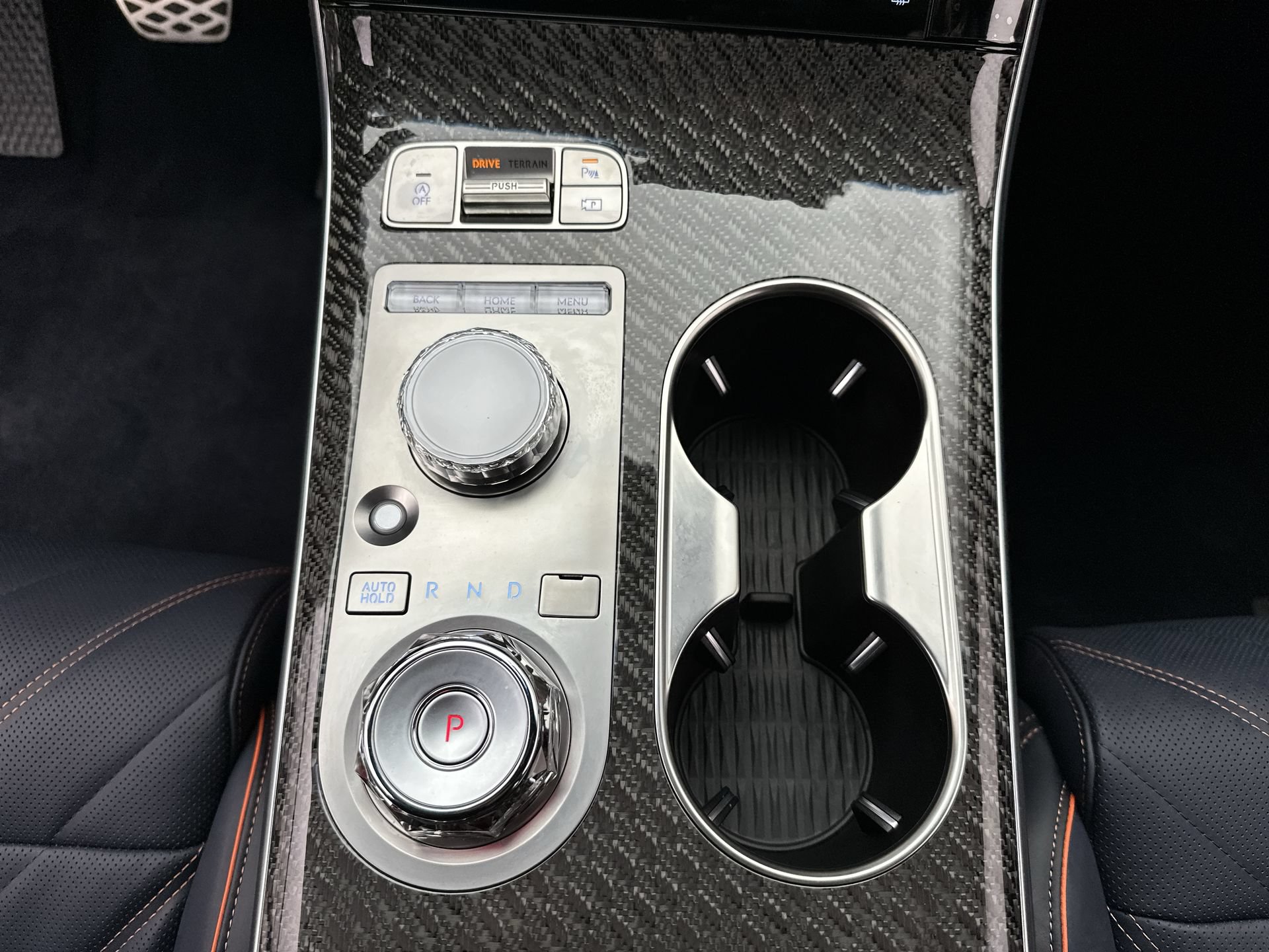 Certified 2026 Genesis GV70 3.5T Sport Prestige AWD/4WD image 20