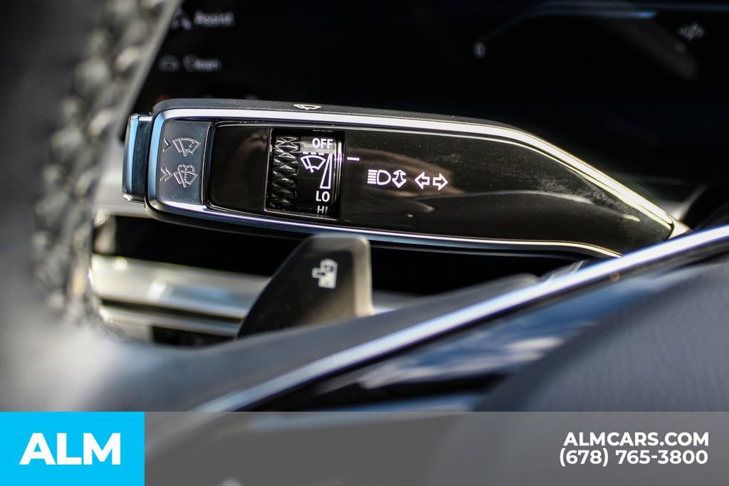 Used 2024 Cadillac Lyriq Sport image 28