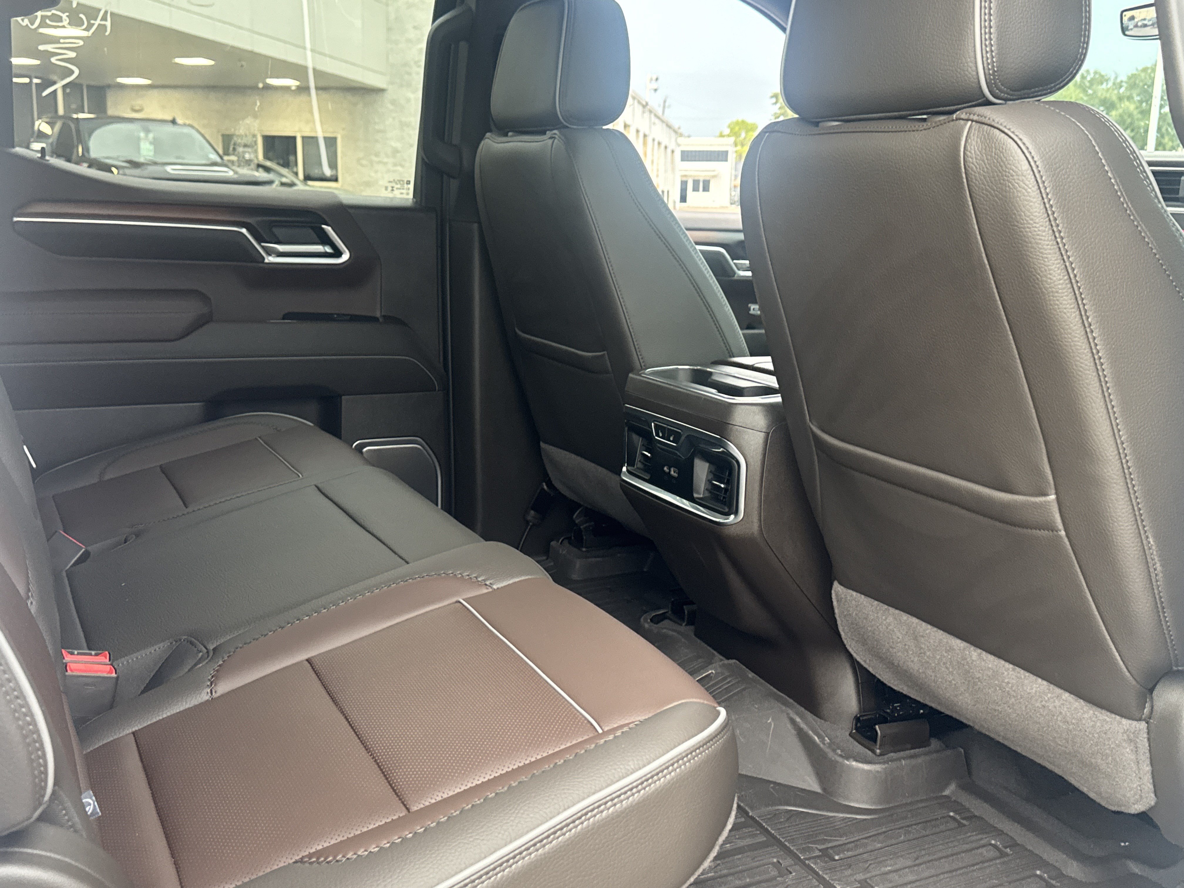 Used 2025 GMC Sierra 1500 Denali AWD/4WD image 16