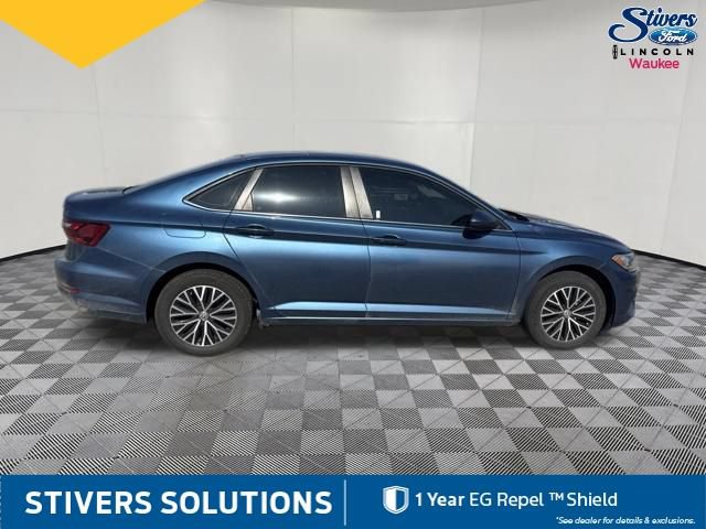 Used 2021 Volkswagen Jetta R-Line FWD image 5