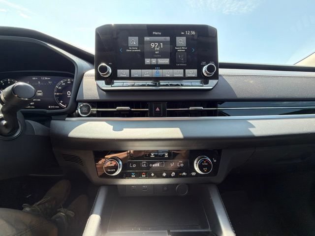 Used 2024 Mitsubishi Outlander SEL Black Edition AWD/4WD image 36